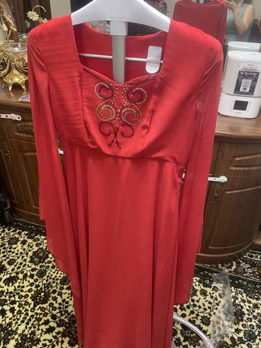 Келинлар сарпаси учун двойга дупписи билан бирга