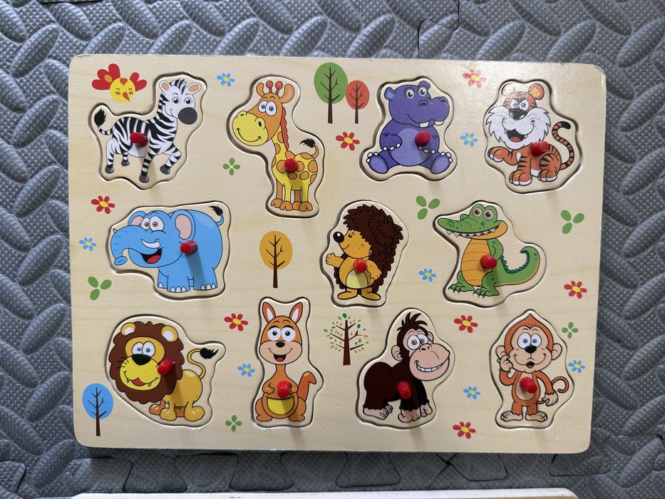 Дървени пъзели с дръжки - бебе