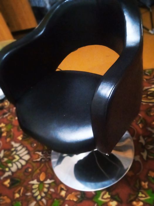 Срочно! Продам кресло( небольшой торг)