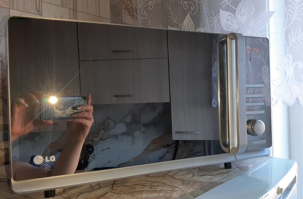 Продам микроаолновку lg