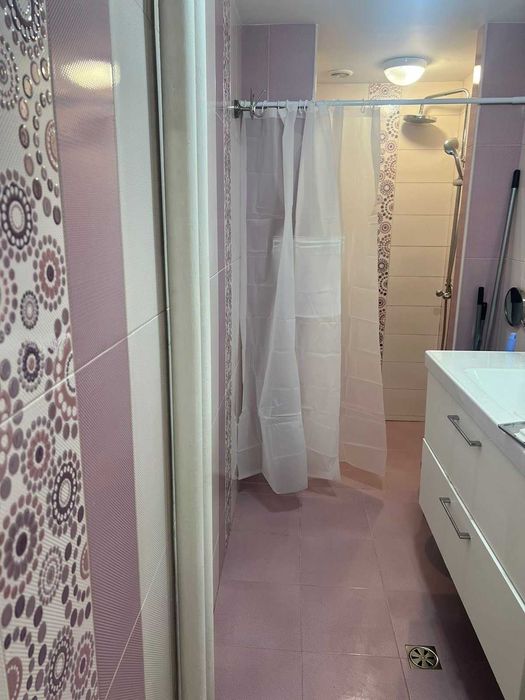 Дава се под наем Тристаен апартамент в София, Гоце Делчев - 70 кв.м за 535.5 € - Снимка #10