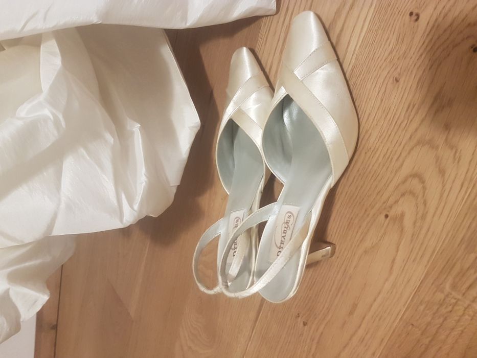 Дамски сватбени обувки Dyeables