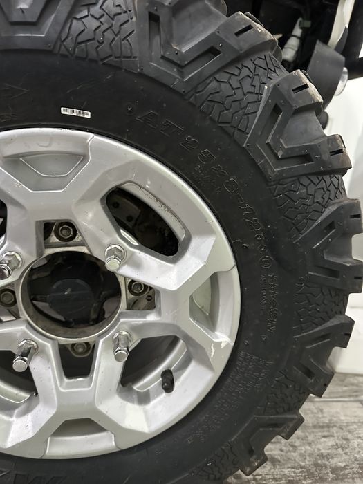 Vând/Schimb jante can am si Avelope ATV Maxxis Ceros