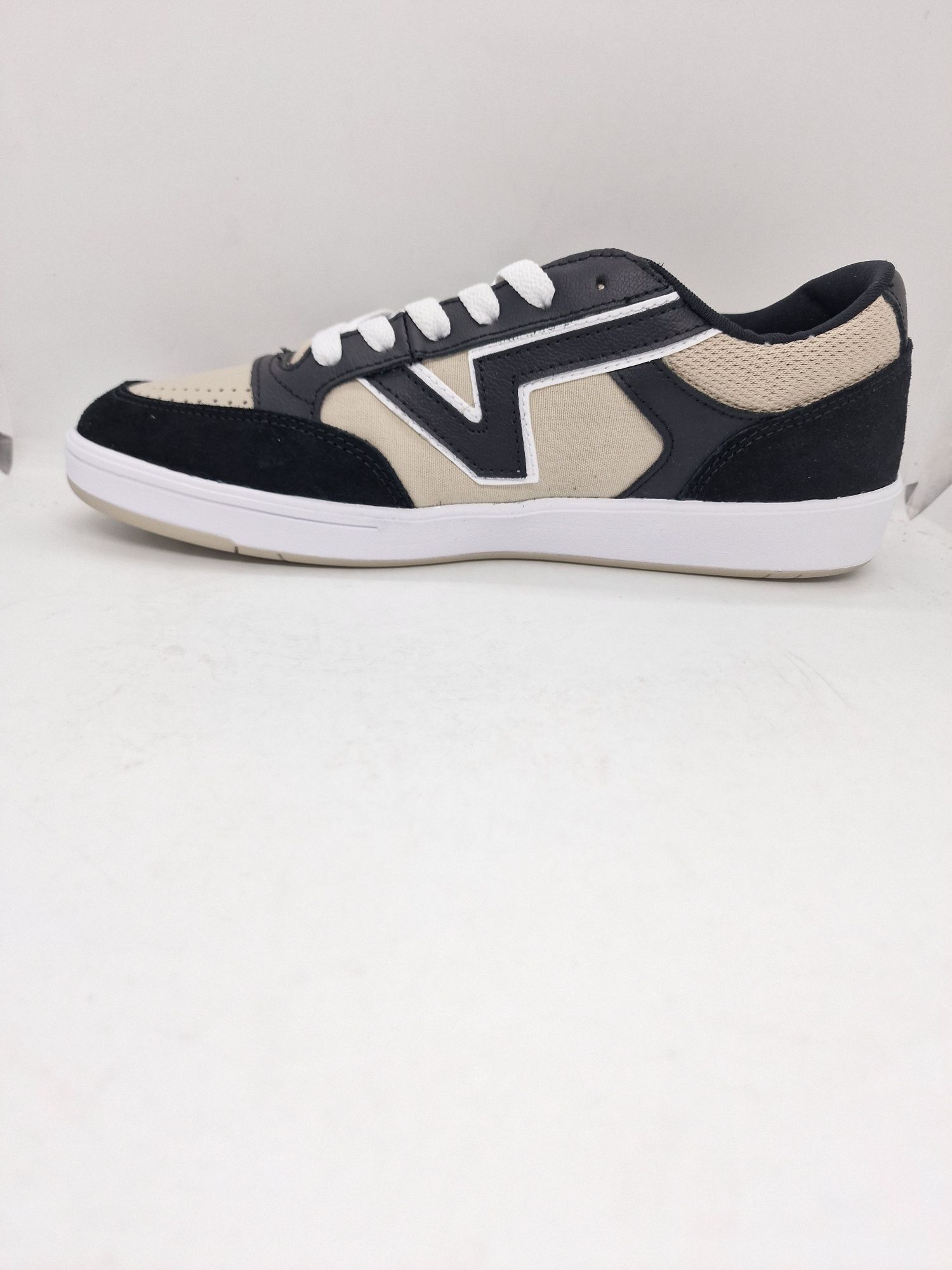 Vans Lowland CC nr. 39,40,40.5,44