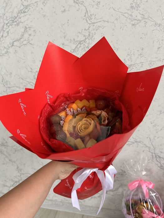 Есть в наличии букет из сухофруктов