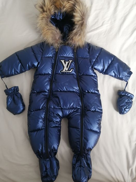 Зимний комбинезон для маленьких