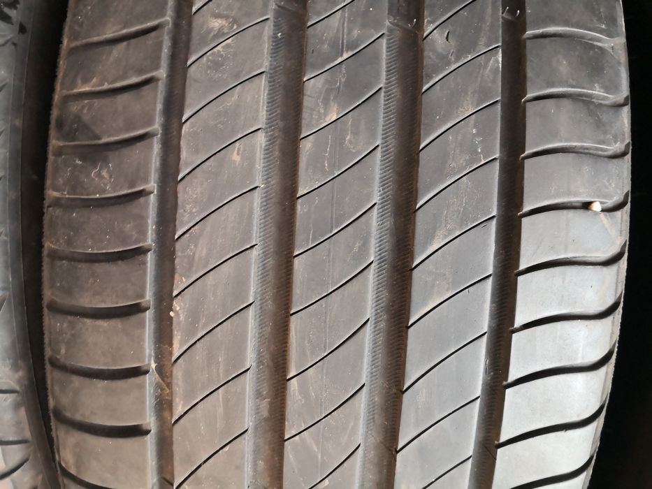 235 45 18 цола гуми нови Michelin dot 23