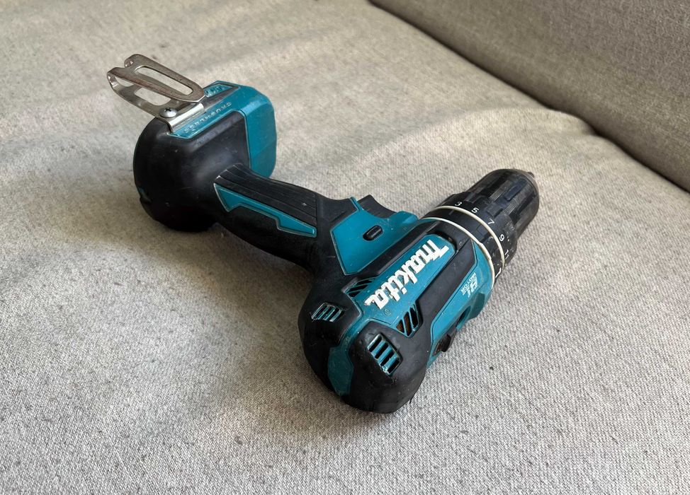 Masina de gaurit si insurubat cu percutie Makita DHP485 - corp