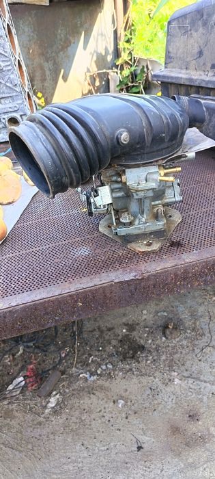 Продам карбюратор стоял на фольксваген. Отдам с переходной пластином