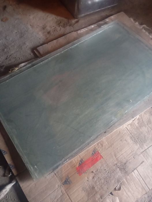 Стекло на окна  хорошего качества