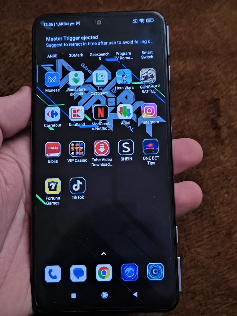 Xiaomi black sharck 4