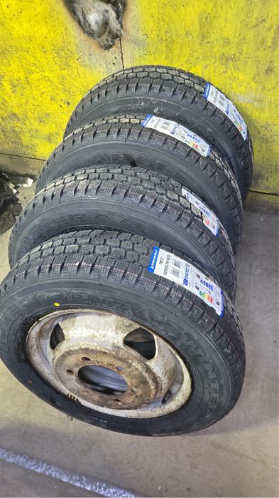 Саламаликум нашумевшие(triangle) шина с дисками комплект продается 4шт