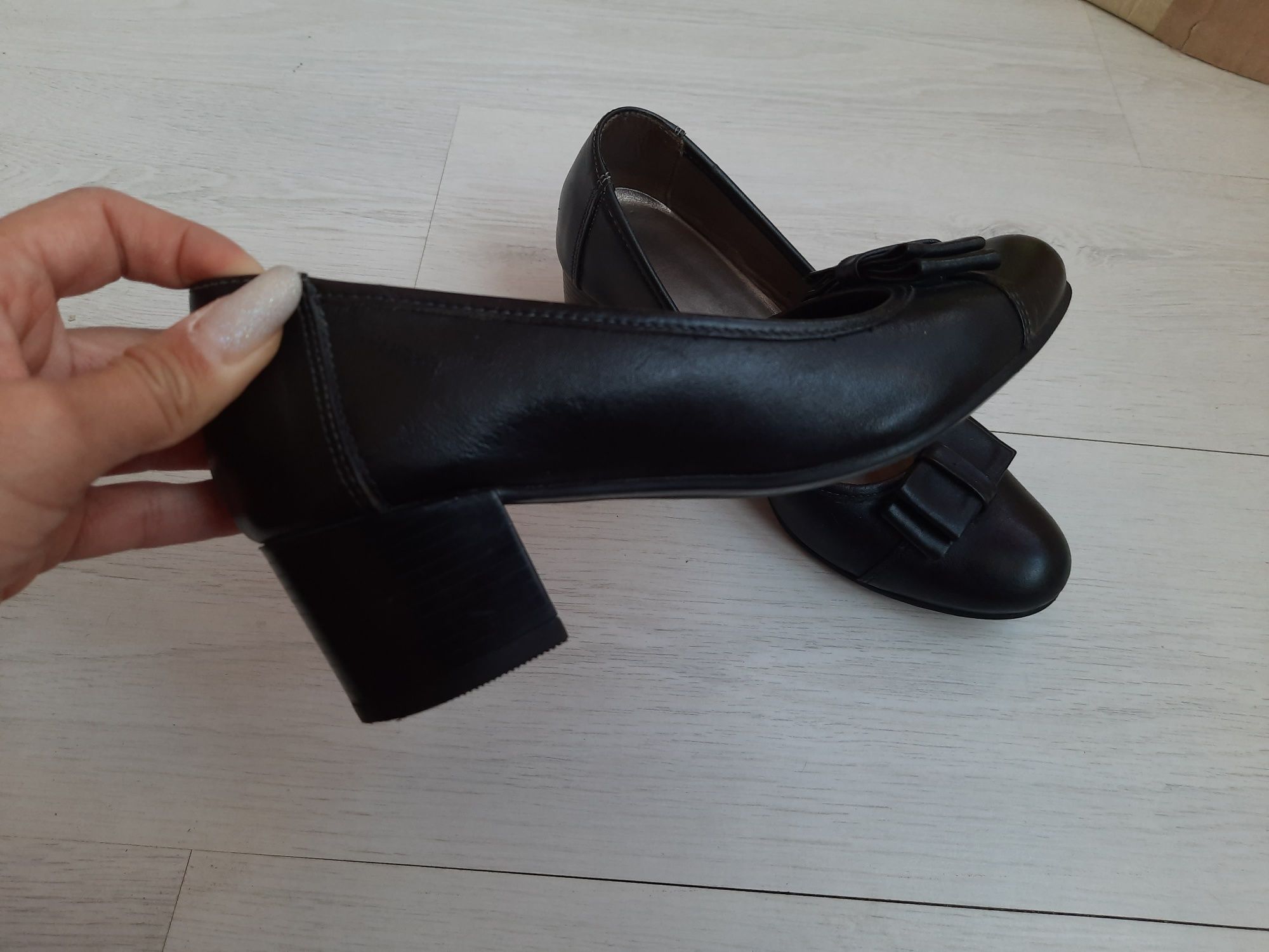 Pantofi piele handmade