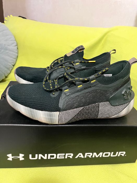 Мъжки маратонки за бягане Under Armour HOVR™ Phantom 3 SE