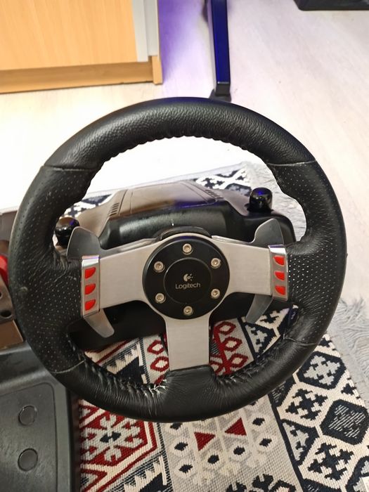 Vând Volan Logitech G27 Complet!!!
Detalii in privat!