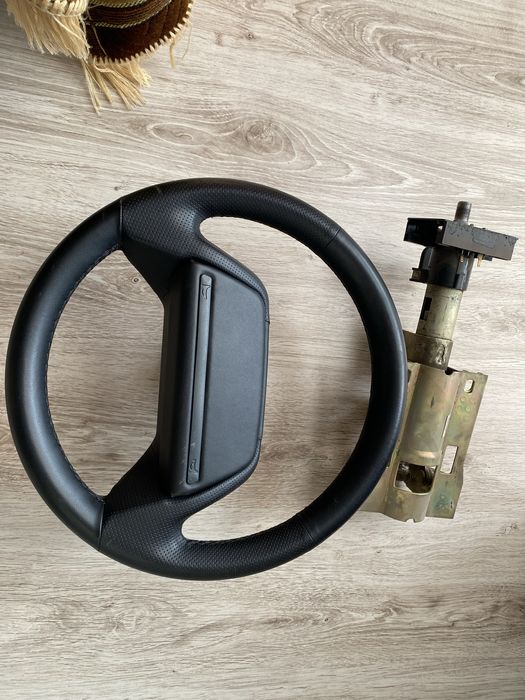 Продам рулевую колонку от ваз 2110 так же руль утолщеный