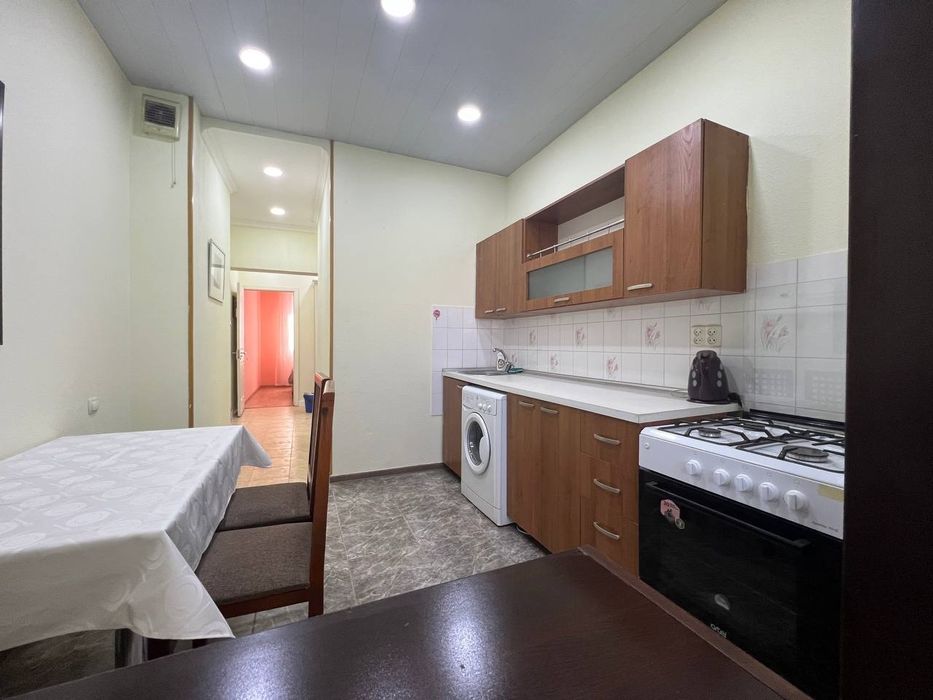 Сдаётся квартра Мирабадский район Госпитальный рынок 89м2