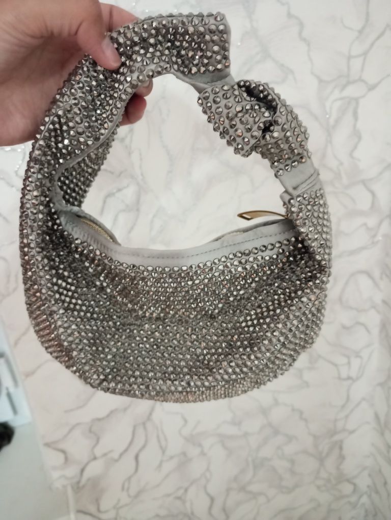 Продам сумку-клатч