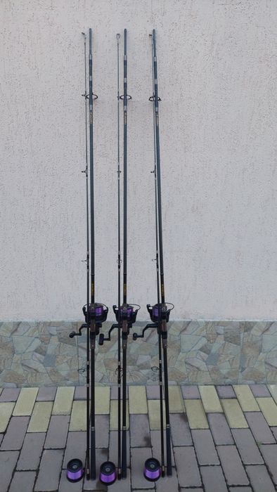 Set crap: 3 x caperlan xtrem 9 de 3.60m/3,25lb,  3 x wychwood riot 65