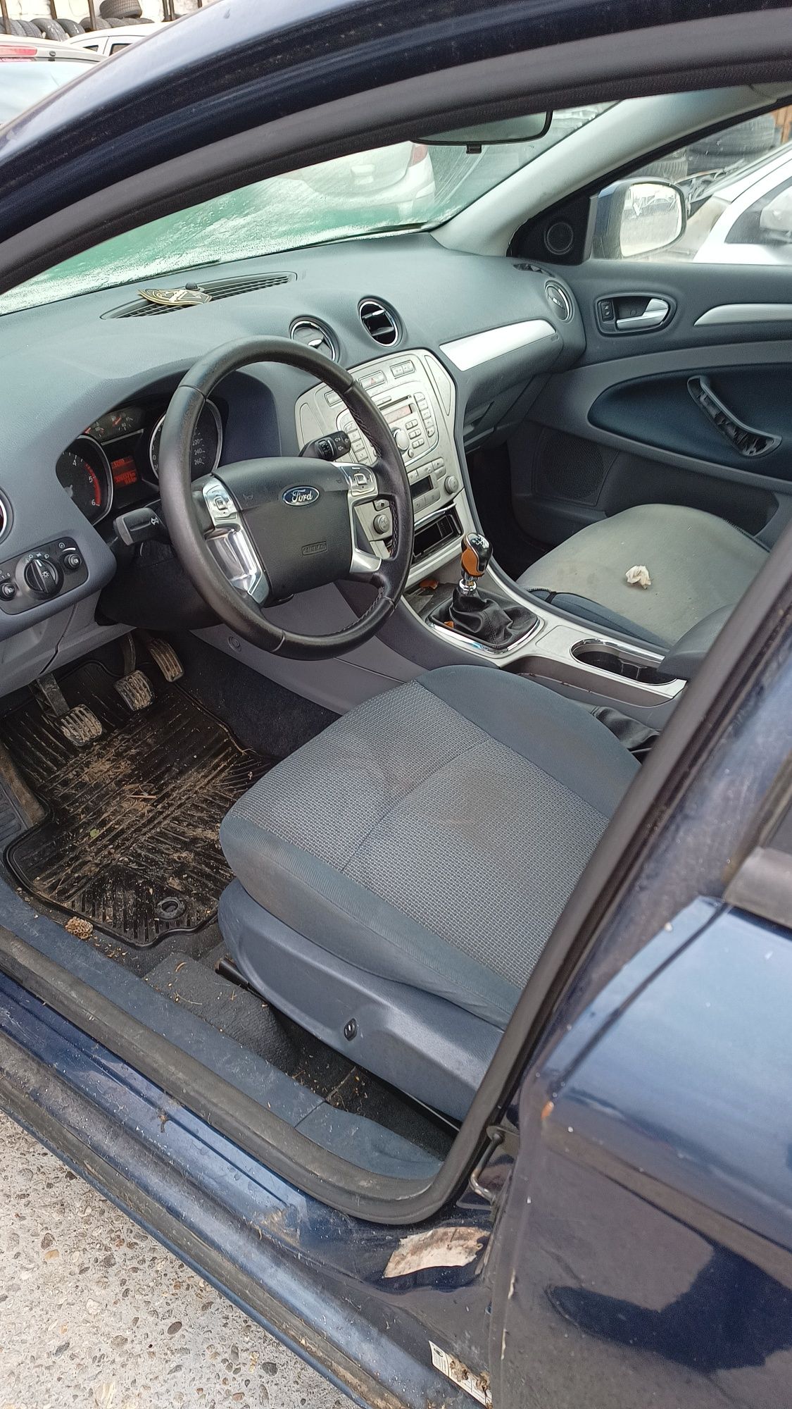 Dezmembrez Ford Mondeo 2008 2.0