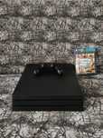 PS4 Pro (1TB) с джойстик