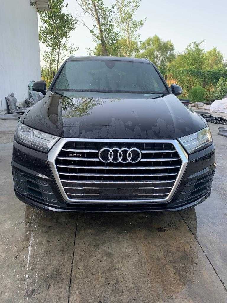 Dezmembrez audi Q7 3.0 tdi 2016 euro 6/bara fata q7/Q7 s linne 2016/