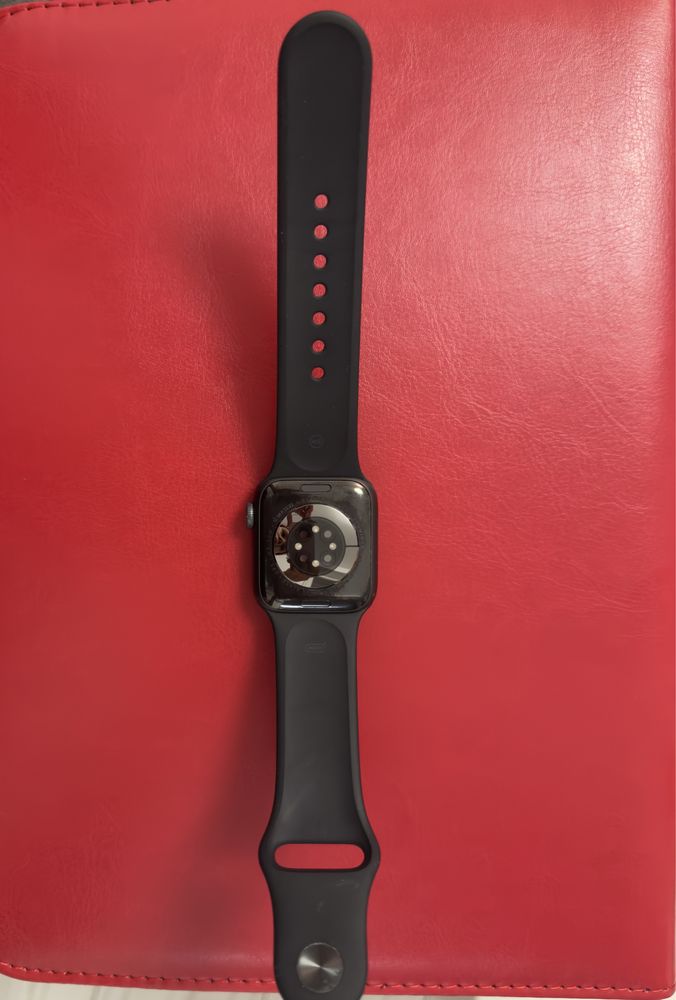 Vand Apple Watch Series 6 Black, 40MM