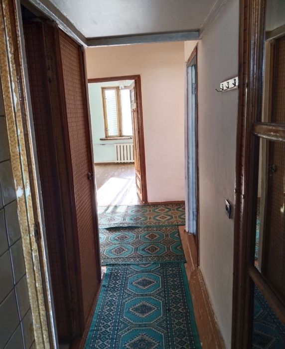 Срочна прадаёция Юнусобод 13 квартил 2/4/5 оринтир хамкор банк 2х6 бал