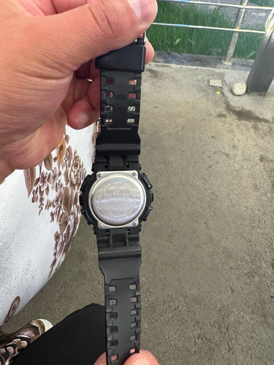 G-SHOCK soat orginal 100% oborib tekshirtirib koraslar ozgina kami bor