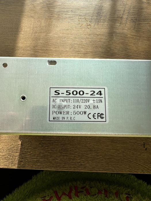 Импулсно захранване 220/110V AC към 24V DC