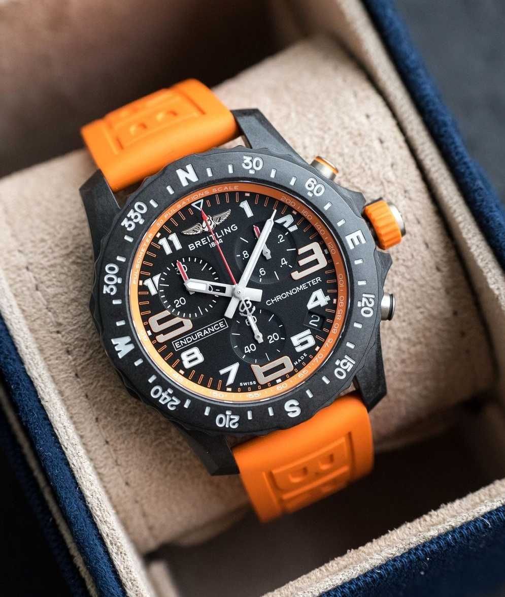 Breitling Endurance PRo черно-оранжево