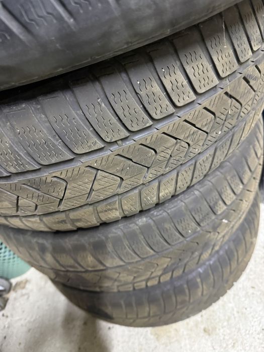 Anvelope 225 55 17
