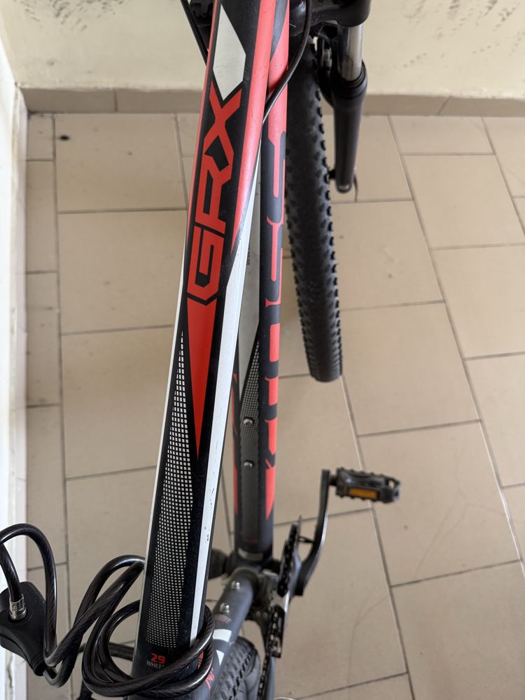 Продава се Cross GRX 7 29
