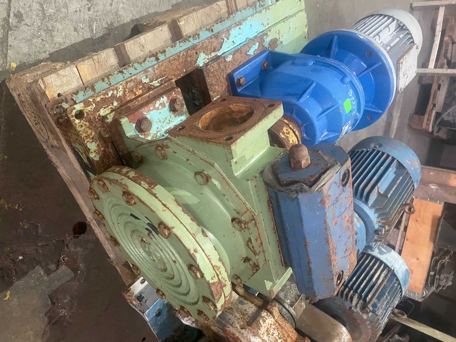 Зъбна помпа за гъсти течности