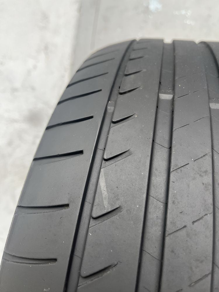 2 бр. летни гуми 205/55/16 Michelin AO 4 mm DOT 3012