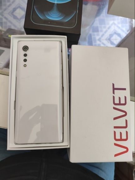 LG velvet impecabil, CA NOU