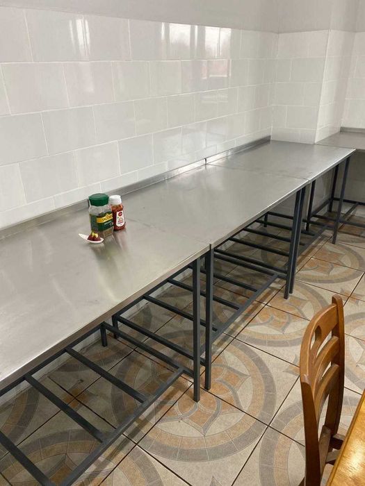 Стол производственный из нержавейки с металлическим каркас stol metal