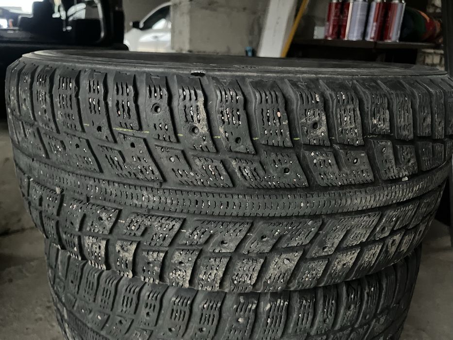 Продам зимнюю  резину на r16