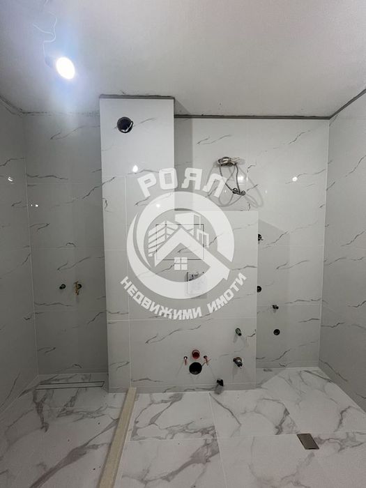 Продава се Двустаен апартамент в Пловдив, Център - 67 кв.м за 2508 €/кв.м - Снимка #4