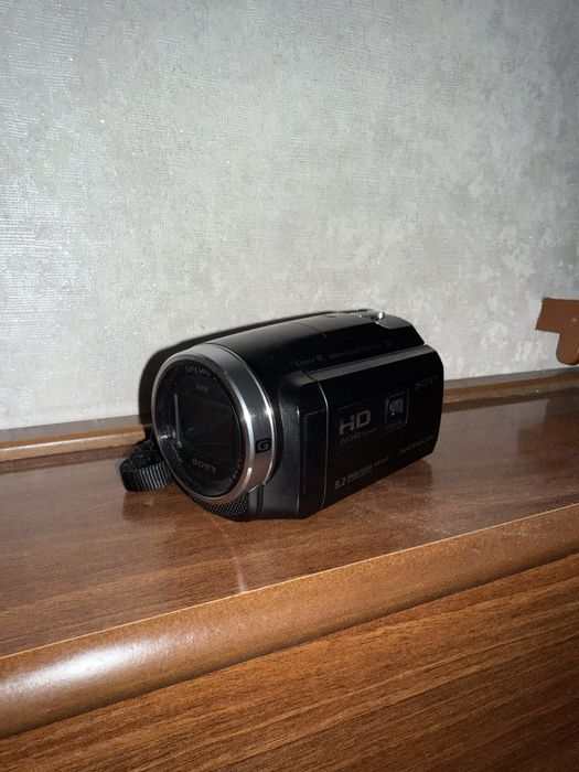 Камера Sony Handycam HDR-CX405