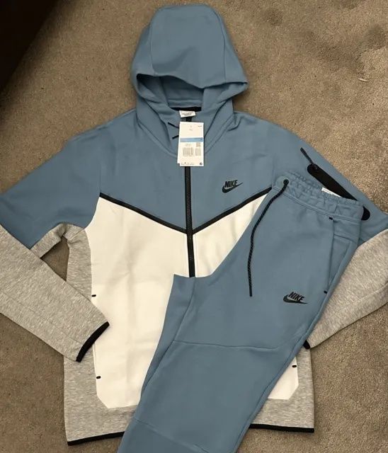 Екип nike tech fleece baby blue