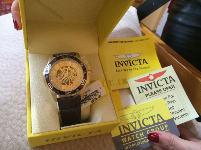 Часовник Invicta