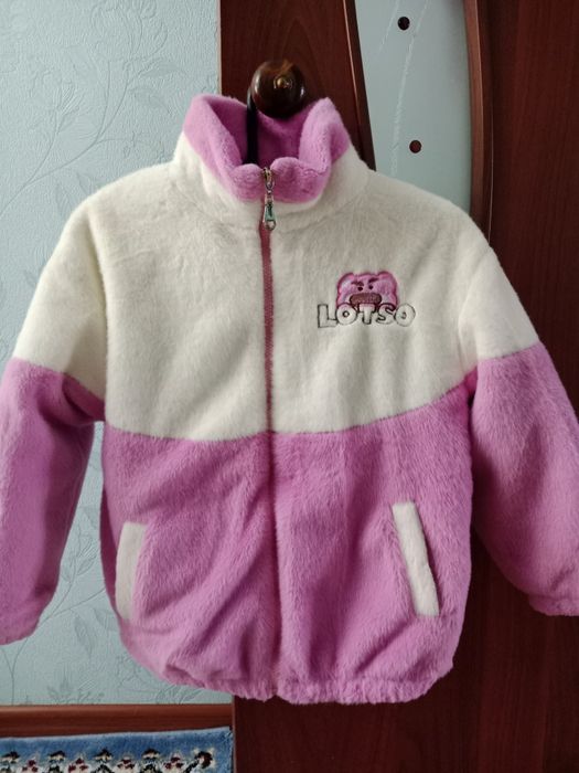 Продам б/у осение куртки