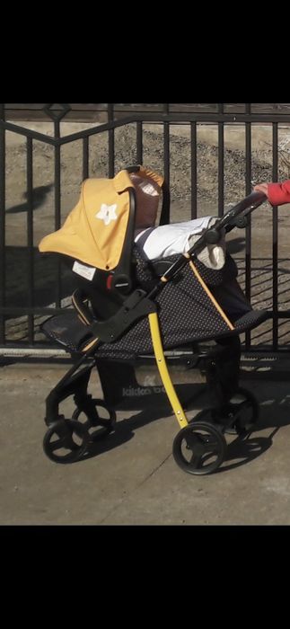 Carucior 2 in 1 cu scoica