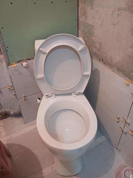 Продам унитаз в отличном состоянии