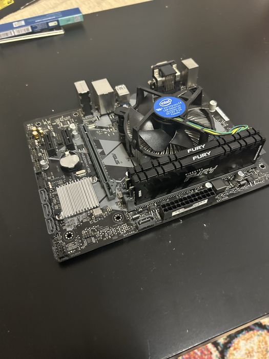 Kit i7-8700 + 16GB RAM DDR4 + ASUS H310M-K | Perfect funcțional