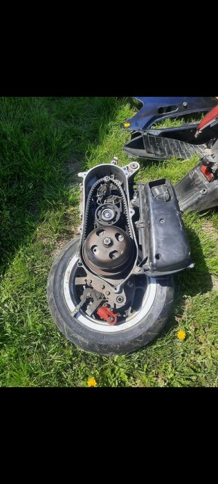 Suzuki Burgman/ Honda Pantheon