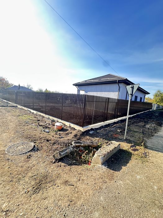 Construim garduri si porti