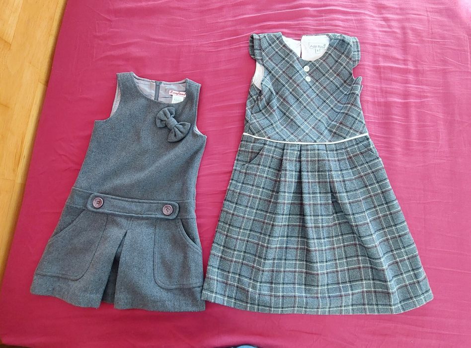 Sarafane cu buzunare pt scoala - 6 si 8 ani