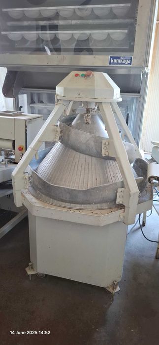 LINIE AUTOMATA BRUTARIE SI ALTE UTILAJE, capacitate 20000/zi la 300g